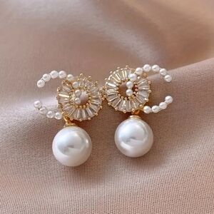 🆕️Pearl (Immitation) Golden Earrings